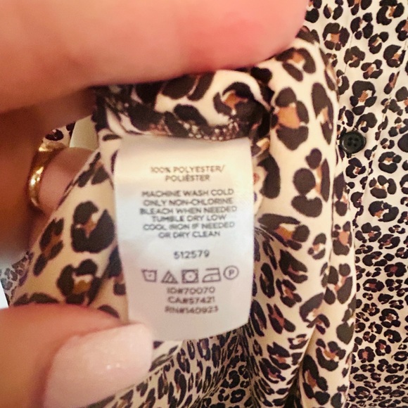 NWT Ann Taylor factory pajama set in leopard print. Top is medium, pants large - Picture 4 of 9